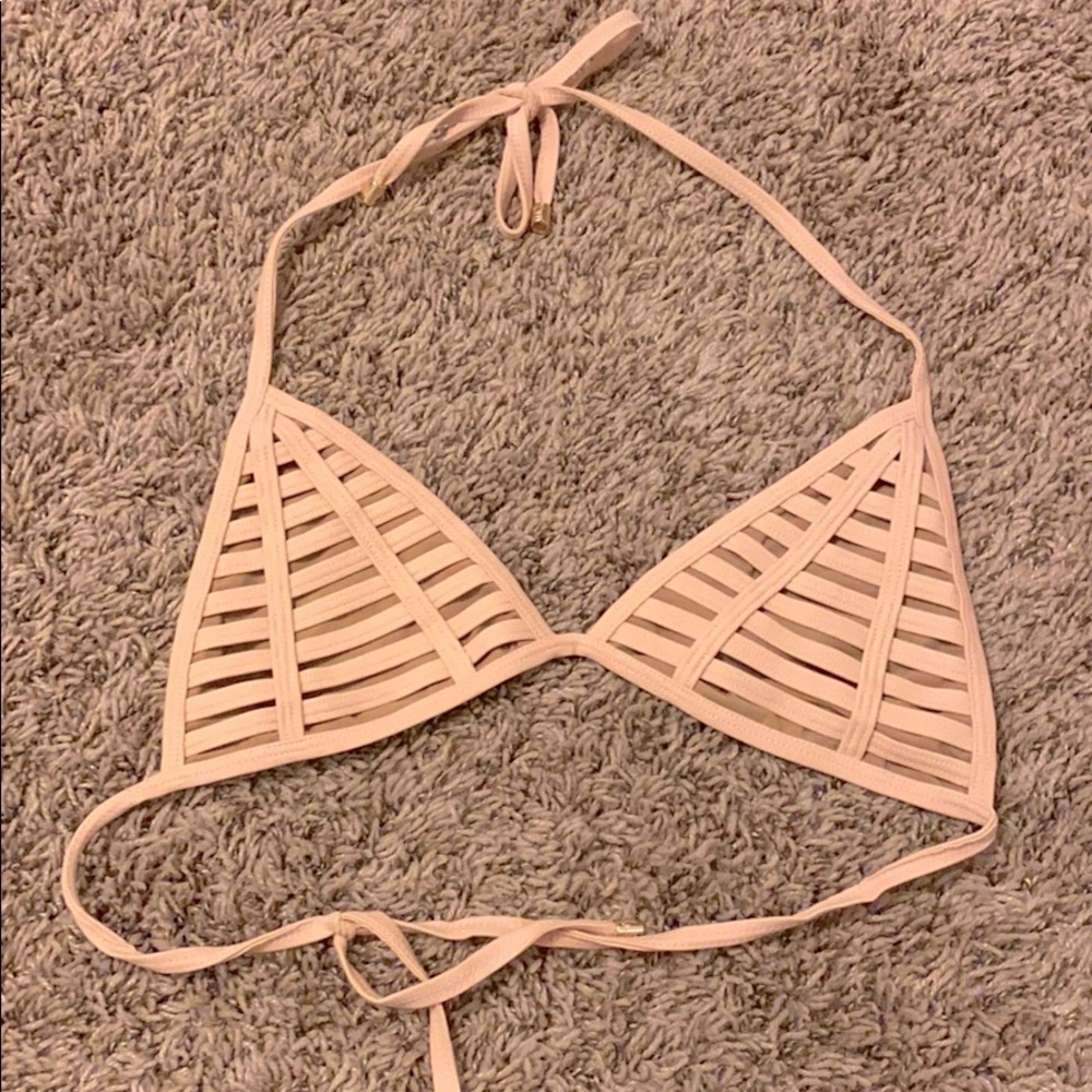 Beach Bunny Hard Summer Bikini Top💕